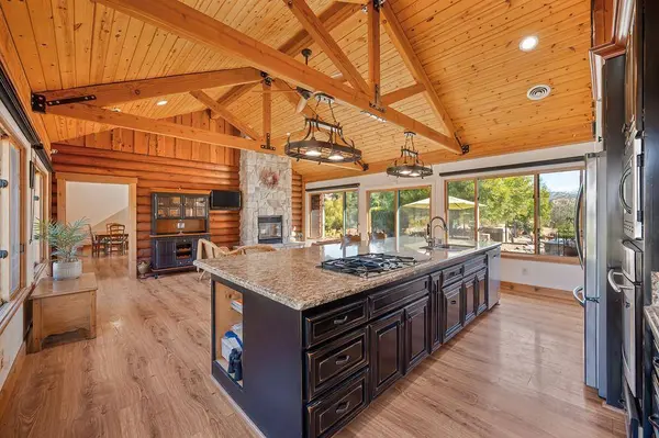 10415 Township RD, Browns Valley, CA 95918