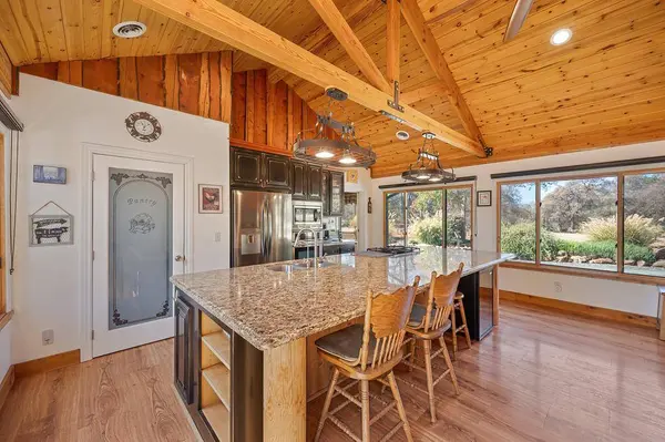 10415 Township RD, Browns Valley, CA 95918