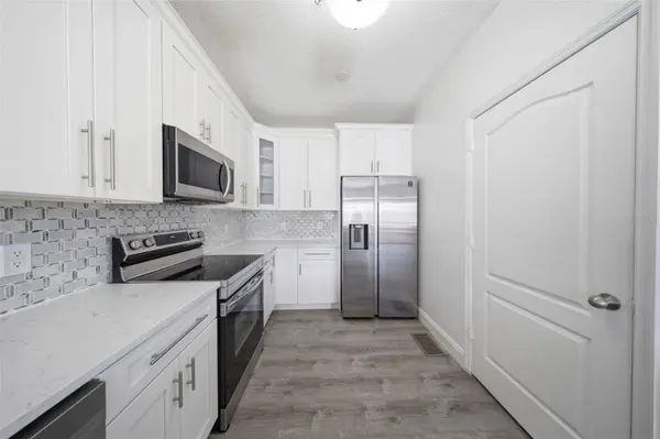 2276 BETSY ROSS LN #2276, St Cloud, FL 34769
