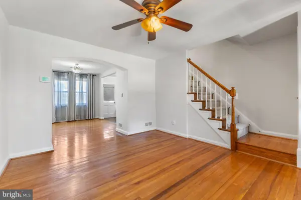 8318 HILLENDALE RD, Baltimore, MD 21234