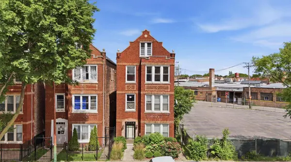 3953 S California AVE, Chicago, IL 60632