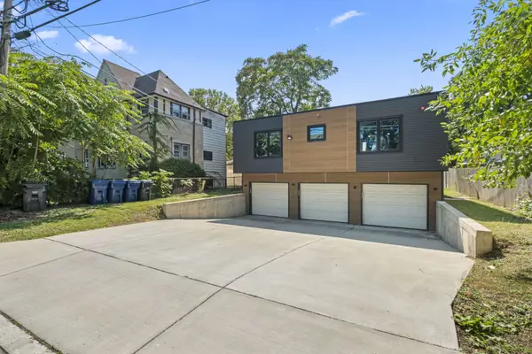 2307 Lake ST, Evanston, IL 60201