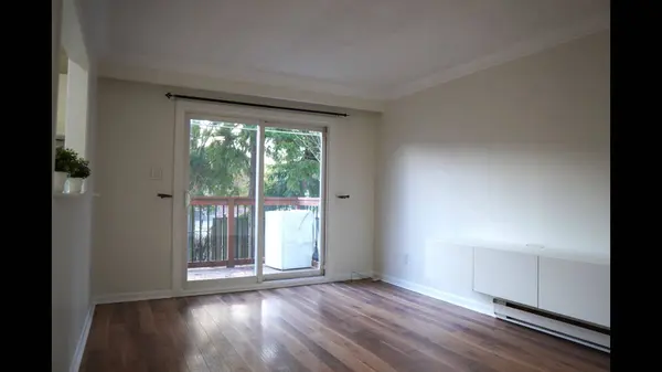 2 White Abbey PARK #26, Toronto E04, ON M1R 5A1