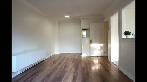 2 White Abbey PARK #26, Toronto E04, ON M1R 5A1