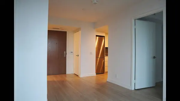 30 Tretti WAY #217, Toronto C06, ON M3H 0E3
