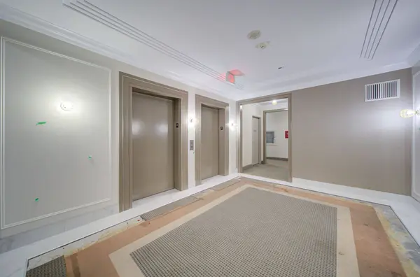 133 Wynford DR #808, Toronto C13, ON M3C 1K1