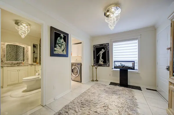 59 Yorkland ST, Richmond Hill, ON L4C 9Z4