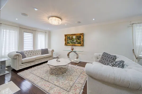 59 Yorkland ST, Richmond Hill, ON L4C 9Z4