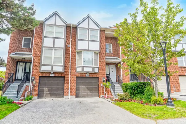 288 Simonston BLVD #30, Markham, ON L3T 4T5