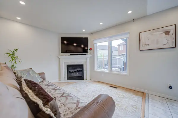 211 Sophia RD, Markham, ON L3S 4C5