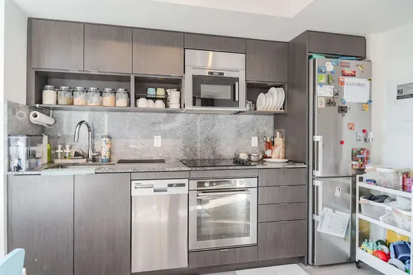 7 Mabelle AVE #308A, Toronto W08, ON M9A 4X7