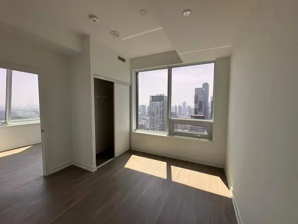 8 Wellesley ST W #5809, Toronto C01, ON M4Y 0J5