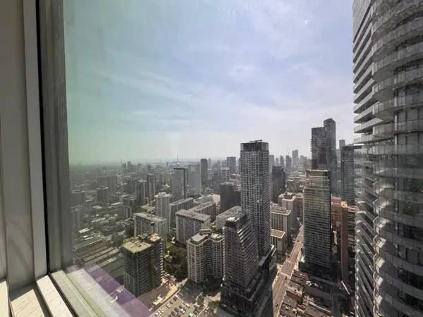 8 Wellesley ST W #5809, Toronto C01, ON M4Y 0J5