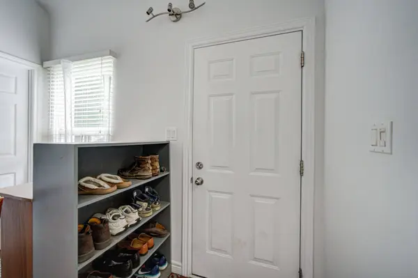 176 Sedgemount DR, Toronto E09, ON M1H 1Y2