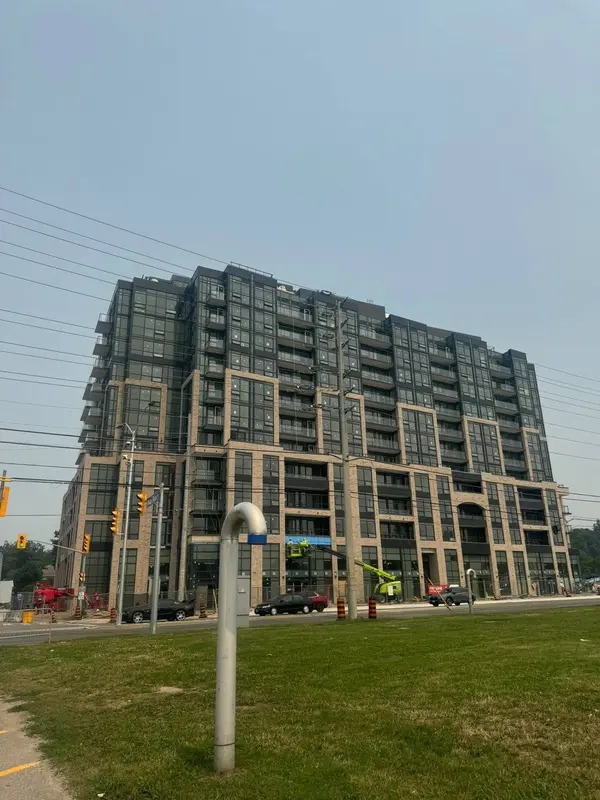 1381 Lakeshore RD E #431