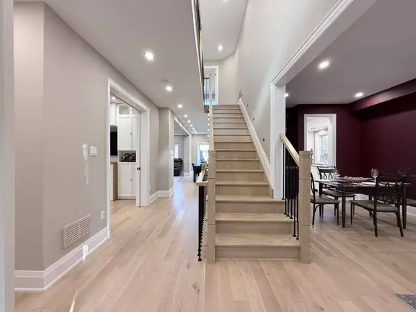 779 Mclaren ST, Newmarket, ON L3Y 8H3