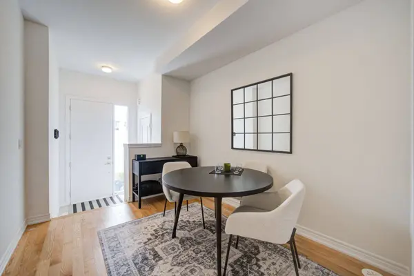 29 Sorbara WAY, Whitby, ON L1M 0M4