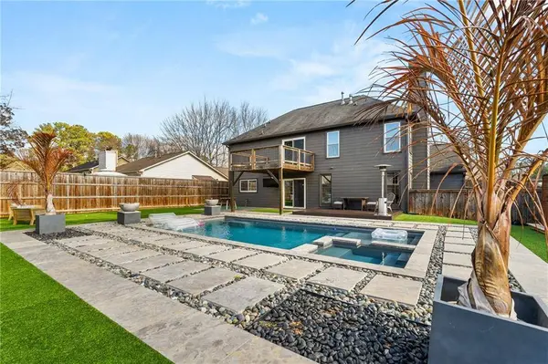 425 Mikasa DR, Johns Creek, GA 30022