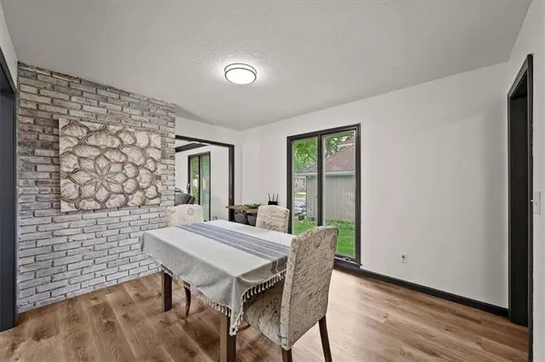14609 Laquinta DR, Grandview, MO 64030