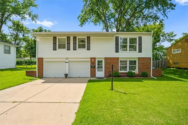 13124 Herrick AVE, Grandview, MO 64030