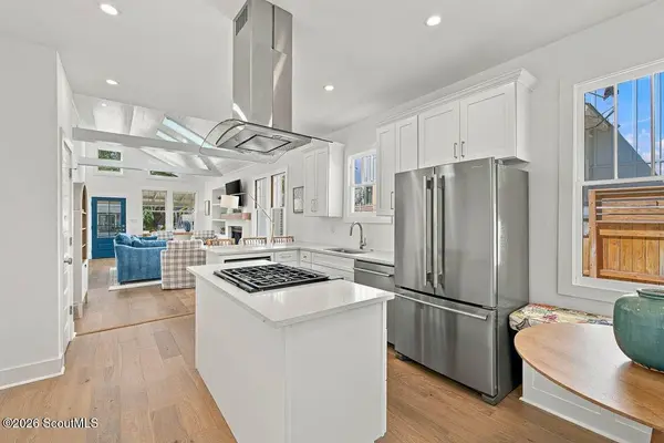 553 Magnolia AVE, St. Simons Island, GA 31522