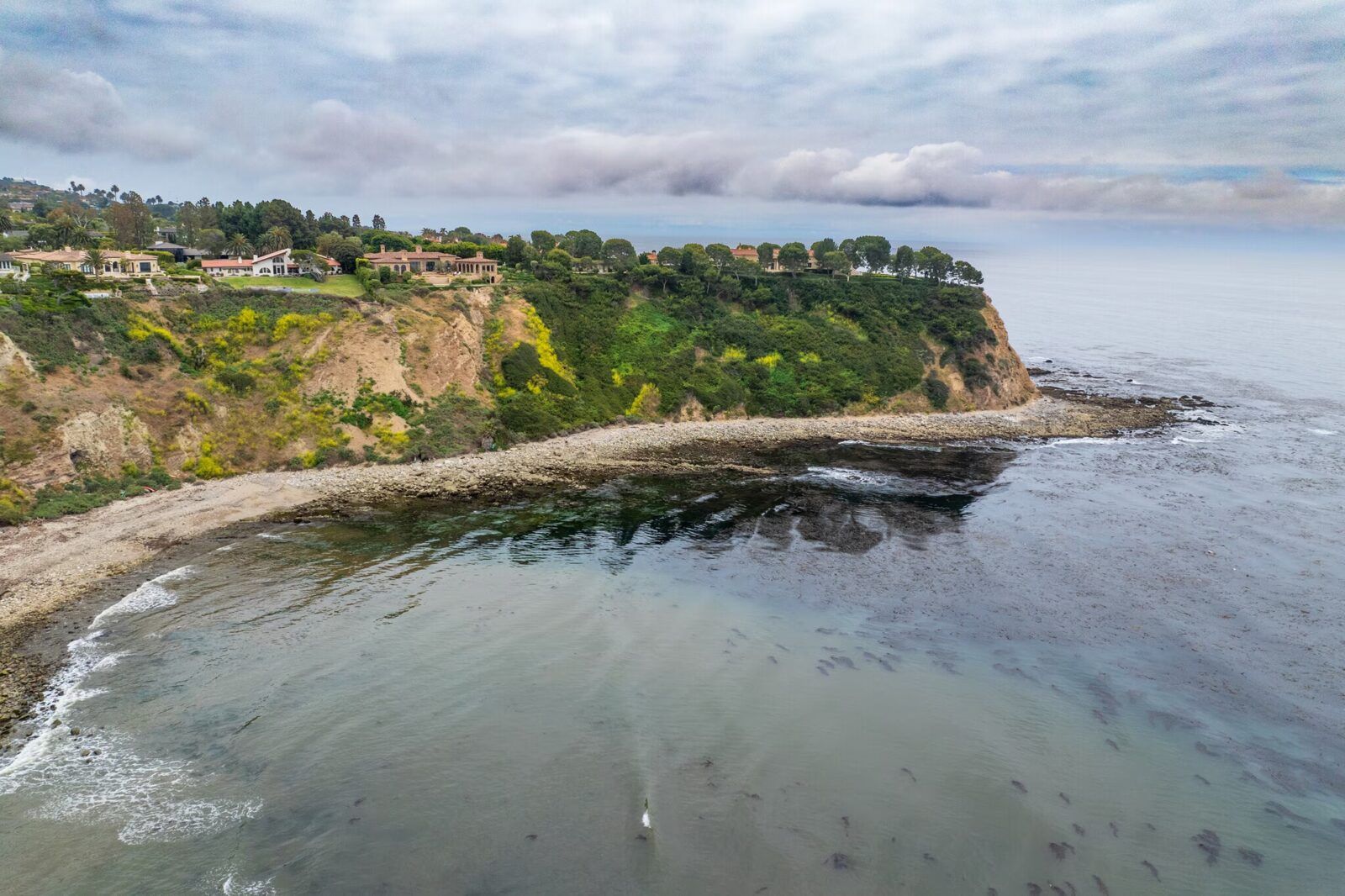 Palos Verdes Estates coastal bluff homes above the Pacific Ocean