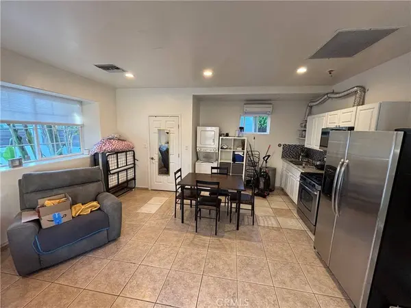 5658 Cahill AVE, Tarzana, CA 91356