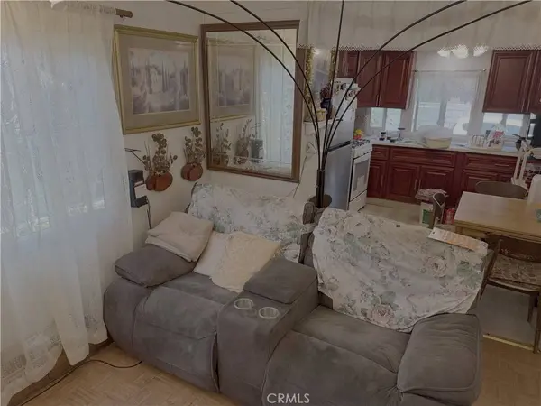 520 E Carson ST, Carson, CA 90745