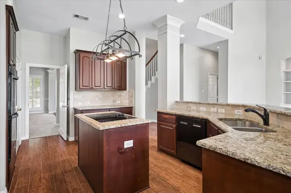 5104 Arbor Hollow DR, Mckinney, TX 75072