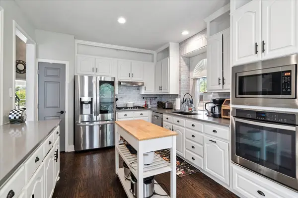 3001 Quail HOLW, Mckinney, TX 75072
