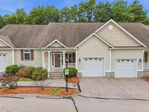 34 Mammoth RD #18, Hooksett, NH 03106