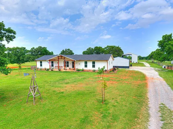 30588 Propane RD, Wanette, OK 74878