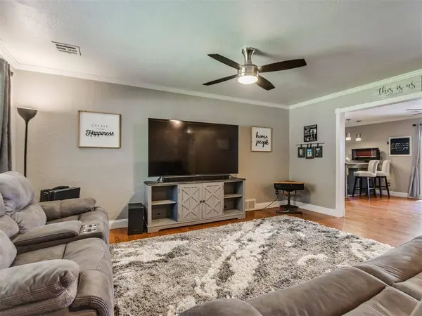 6817 NW 29th ST, Bethany, OK 73008