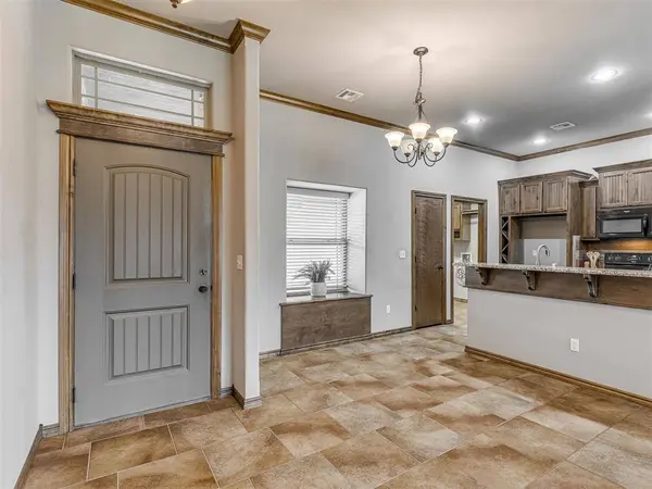 805 Bobcat TRL, Yukon, OK 73099