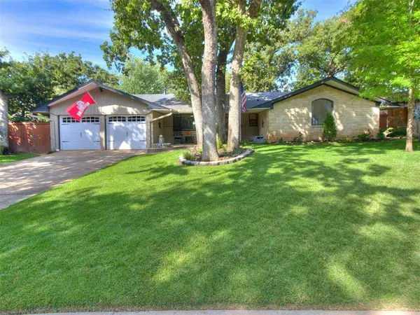 6817 NW 29th ST, Bethany, OK 73008