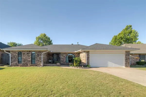 11012 NW 114th ST, Yukon, OK 73099