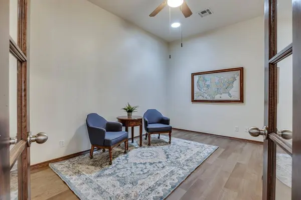 11112 SW 6th, Yukon, OK 73099