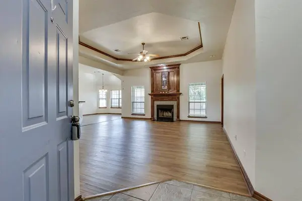 11112 SW 6th, Yukon, OK 73099
