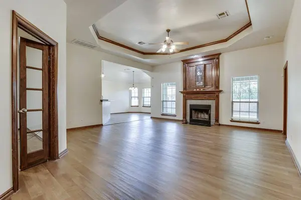 11112 SW 6th, Yukon, OK 73099