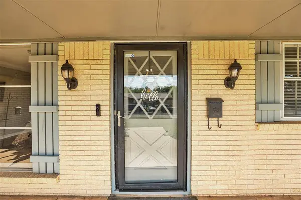 8408 S Hillcrest TER, Oklahoma City, OK 73159