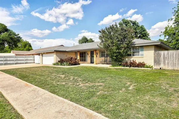 8408 S Hillcrest TER, Oklahoma City, OK 73159