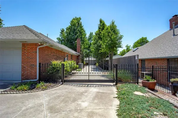 7824 NW 39th ST, Bethany, OK 73008