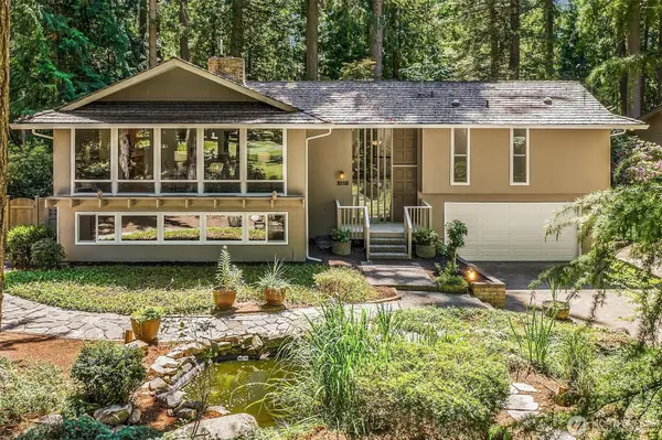 2119 Sahalee DR W, Sammamish, WA 98074