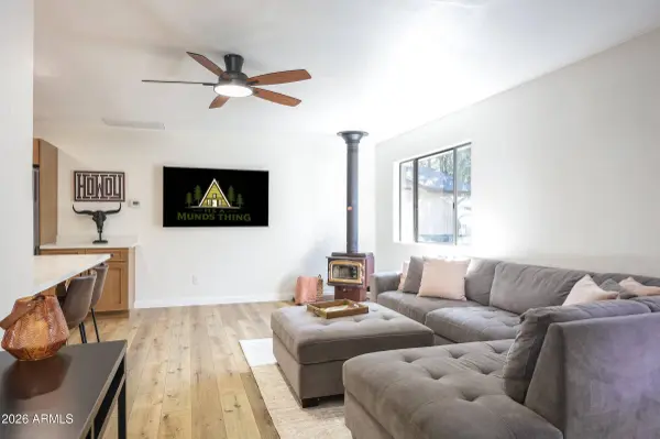 940 E CARIBOU Road, Munds Park, AZ 86017