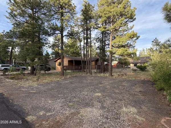 17395 BIG SKY Drive, Munds Park, AZ 86017