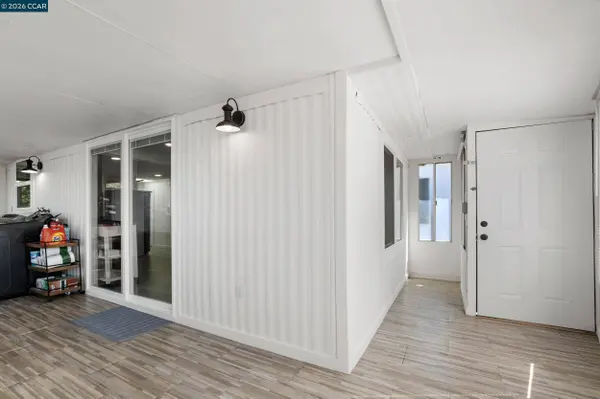 32 Galloway Dr., Concord, CA 94518