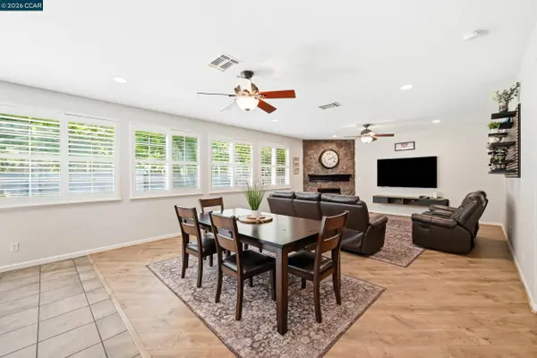 19 Renoir Ct, Oakley, CA 94561