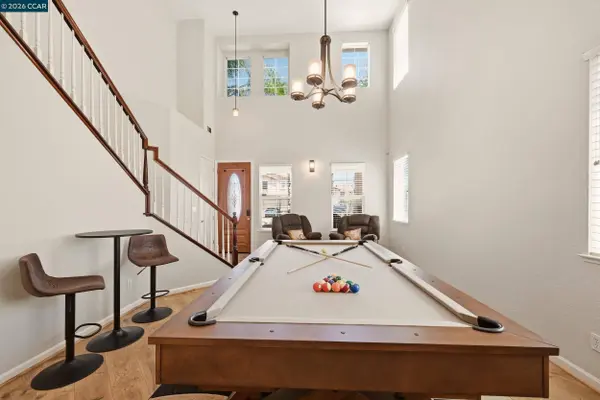 19 Renoir Ct, Oakley, CA 94561
