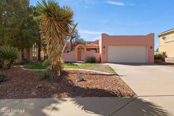 150 Cherry Hill LN, Santa Teresa, NM 88008