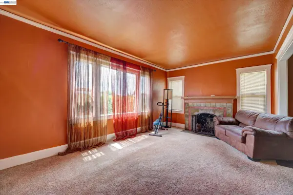 2007 57Th Ave, Oakland, CA 94621